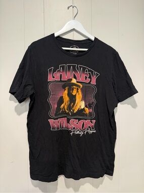 Country Road Black Lainey Wilson Graphic Tee with Pink & Cream Artwork